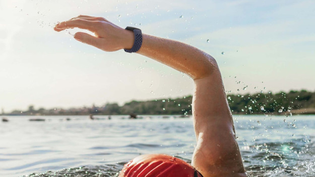 Fitbit patents bold new swimming tech
