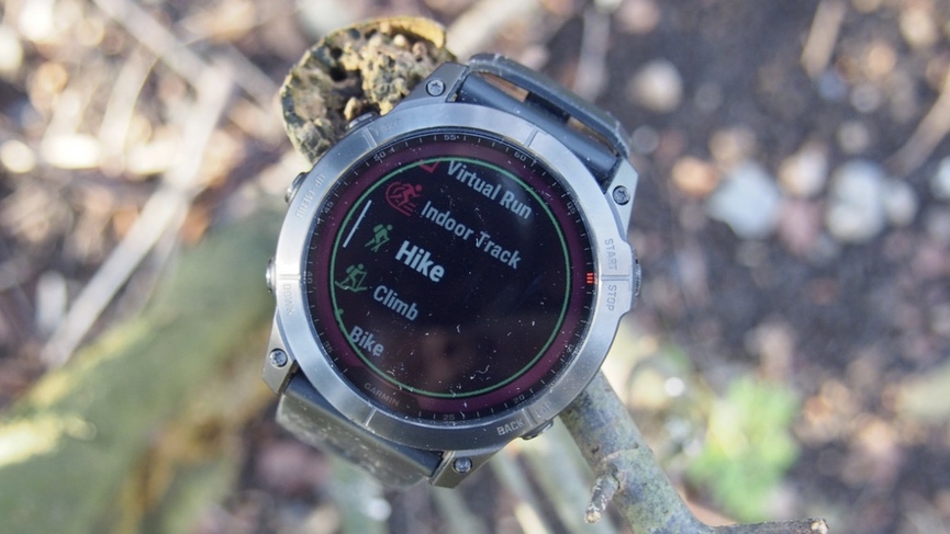 Garmin Fenix 7 vs. Fenix 7 Pro sports profiles