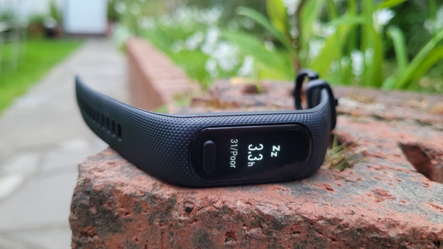 Garmin Vivosmart 5 v Fitbit Charge 5: Fitness tracker face-off